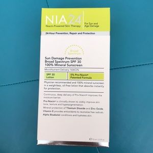 Nia 24 Mineral Sunscreen SPF 30